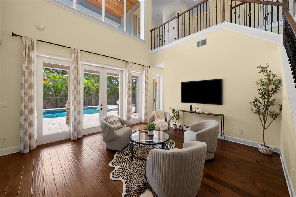 For Sale: $1,350,000 (6 beds, 4 baths, 3855 Square Feet)