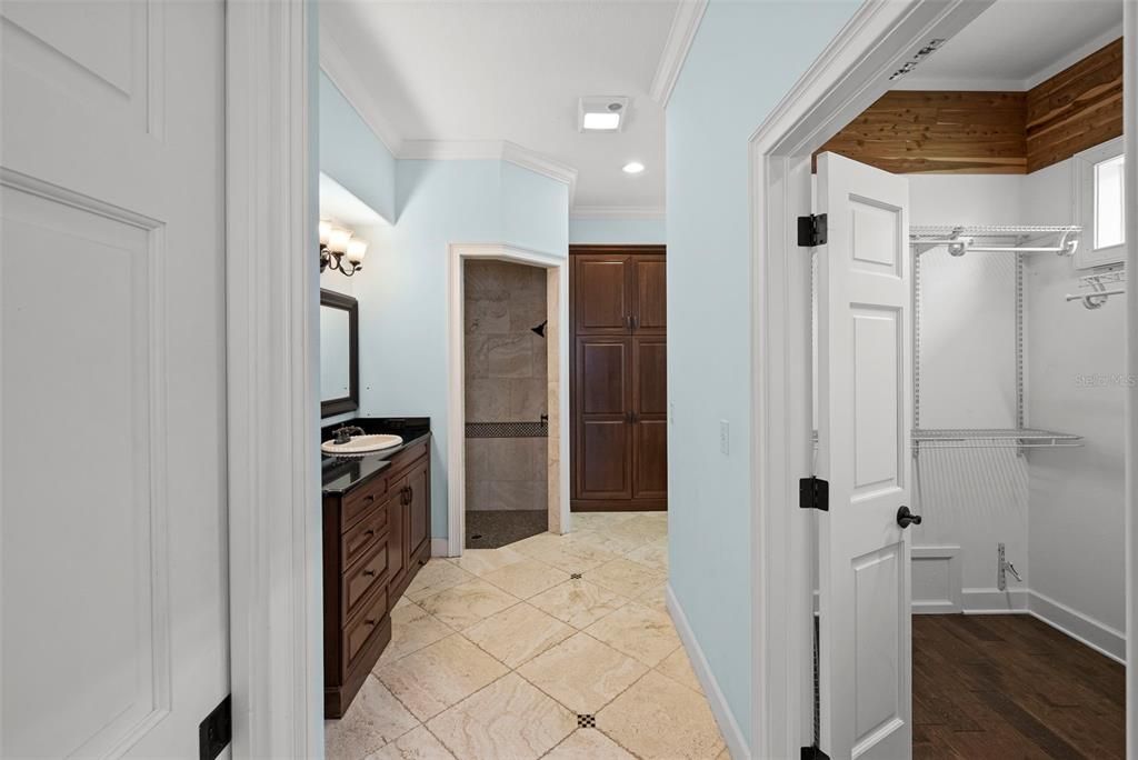 For Sale: $1,350,000 (6 beds, 4 baths, 3855 Square Feet)