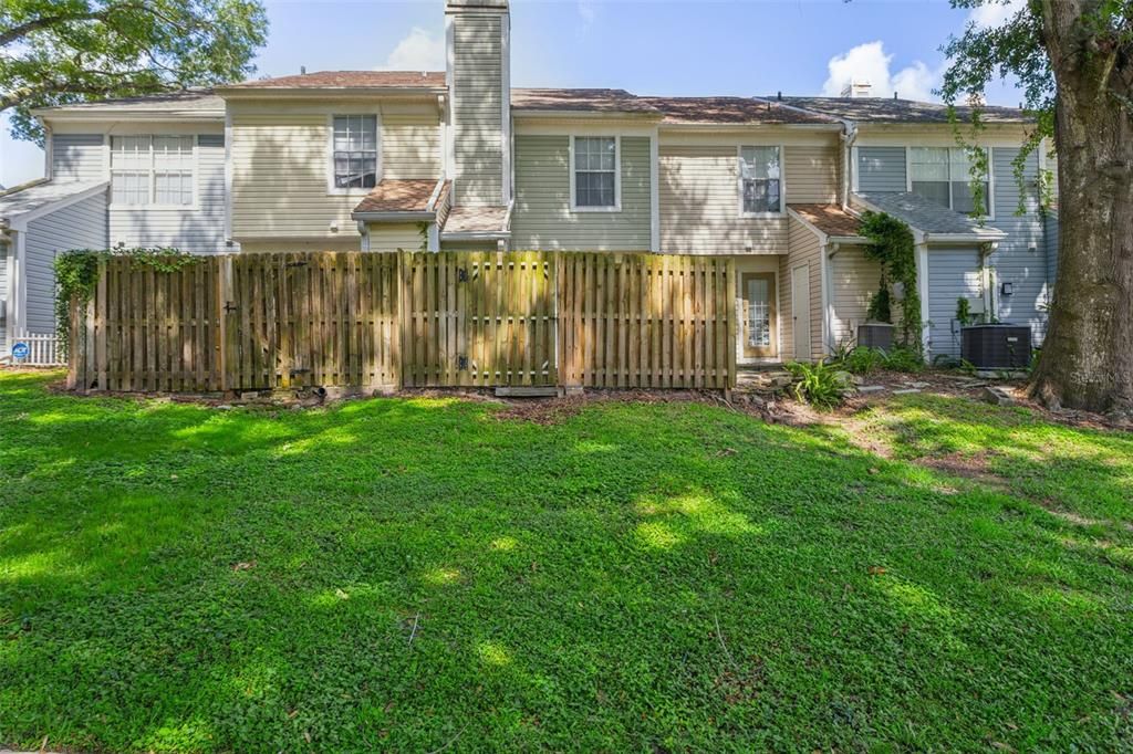 For Rent: $1,750 (2 beds, 2 baths, 1110 Square Feet)