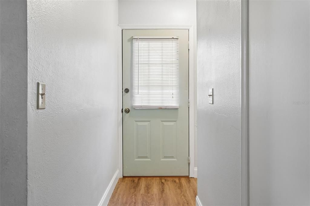 For Rent: $1,750 (2 beds, 2 baths, 1110 Square Feet)