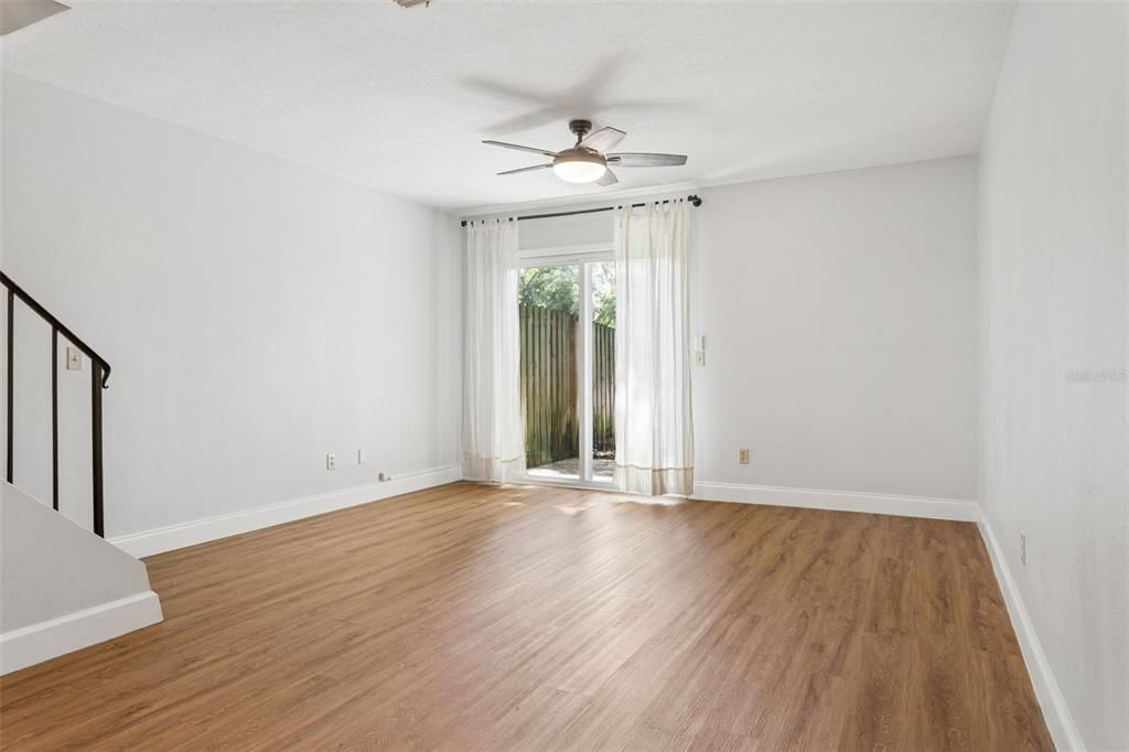 For Rent: $1,750 (2 beds, 2 baths, 1110 Square Feet)