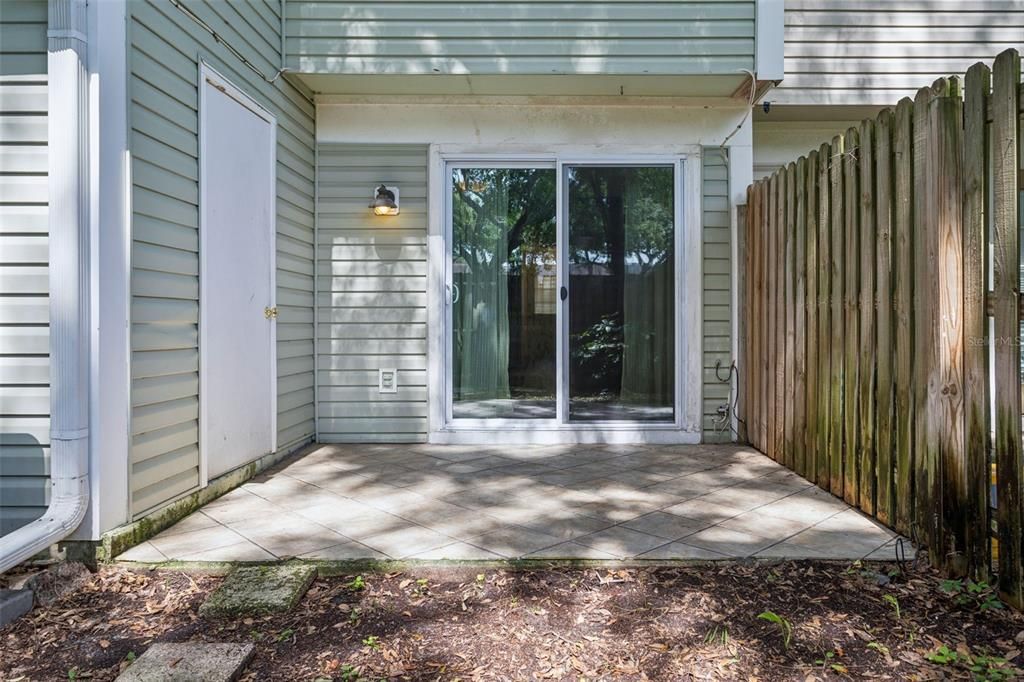 For Rent: $1,750 (2 beds, 2 baths, 1110 Square Feet)