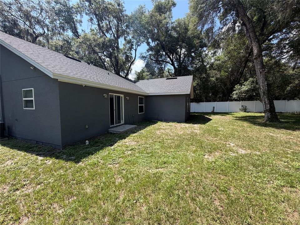 En Venta: $325,000 (3 camas, 2 baños, 1813 Pies cuadrados)
