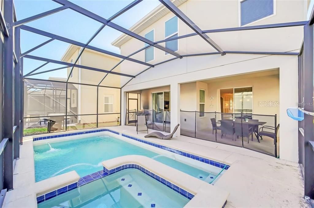 En Venta: $634,988 (6 camas, 5 baños, 3343 Pies cuadrados)