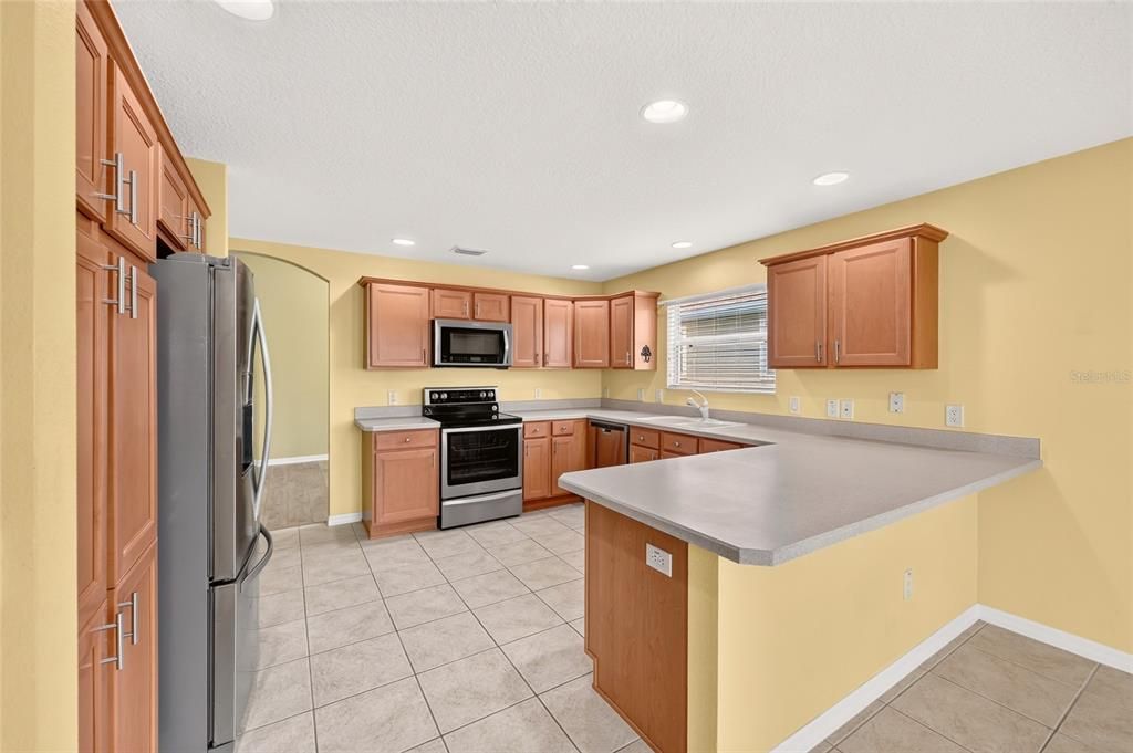 For Sale: $439,000 (3 beds, 2 baths, 1889 Square Feet)