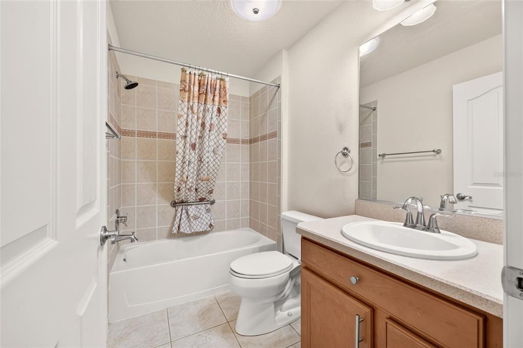 For Sale: $439,000 (3 beds, 2 baths, 1889 Square Feet)