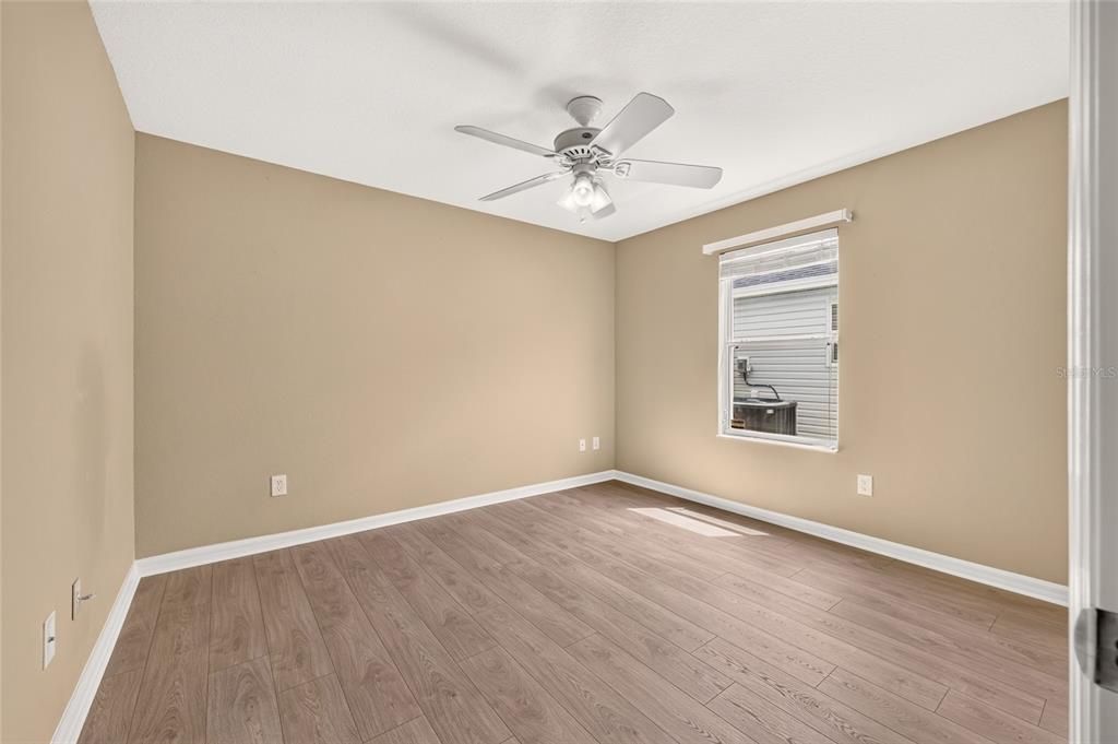 For Sale: $439,000 (3 beds, 2 baths, 1889 Square Feet)