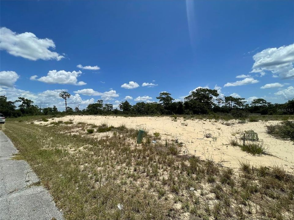 На продажу: $30,000 (0.24 acres)