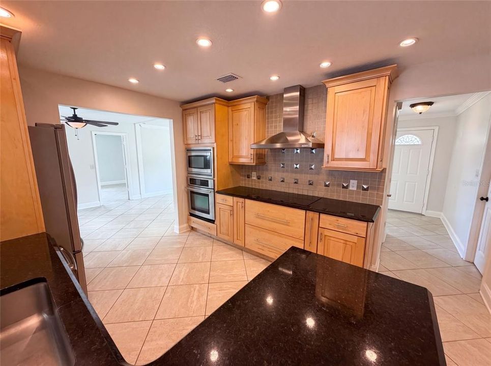 For Sale: $435,000 (3 beds, 2 baths, 1620 Square Feet)