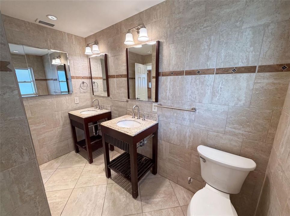 For Sale: $435,000 (3 beds, 2 baths, 1620 Square Feet)