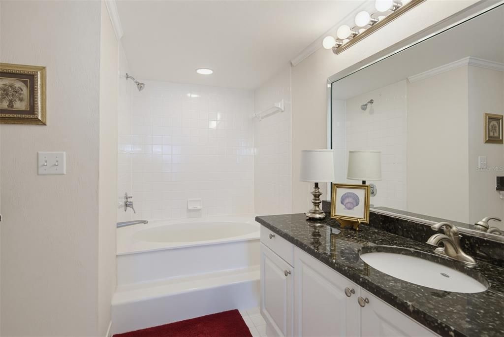 En Venta: $485,000 (2 camas, 2 baños, 1363 Pies cuadrados)