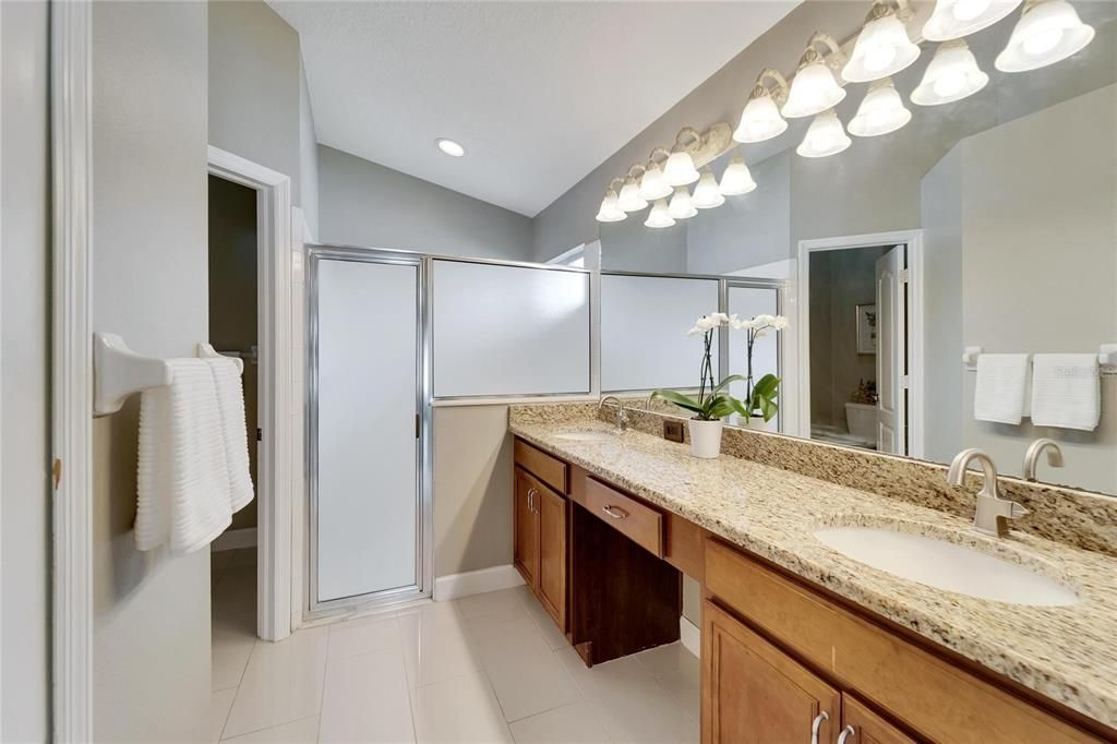 For Rent: $2,500 (5 beds, 2 baths, 2050 Square Feet)