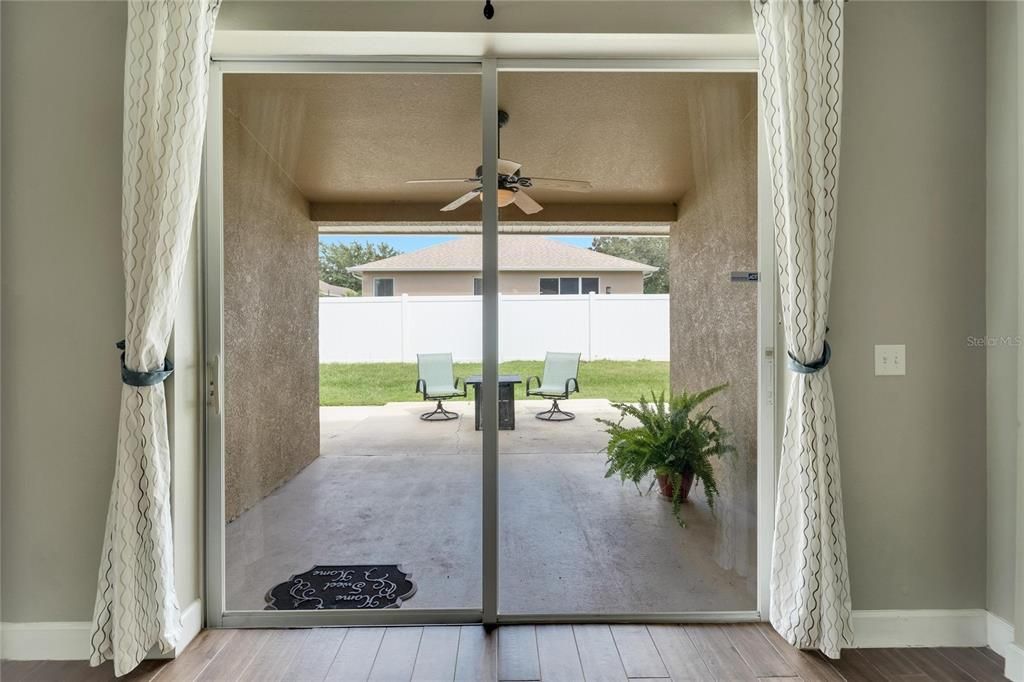 For Rent: $2,500 (5 beds, 2 baths, 2050 Square Feet)