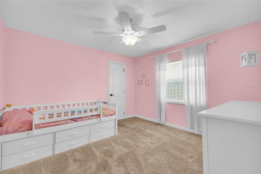 На продажу: $635,000 (4 спален, 3 ванн, 2920 Квадратных фут)