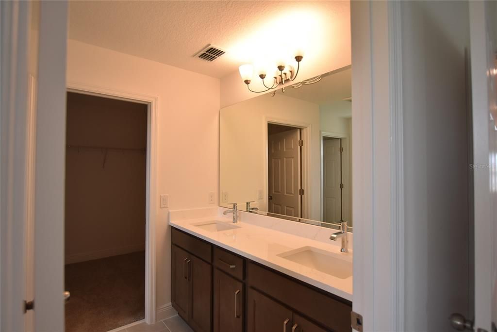 В аренду: $2,795 (4 спален, 2 ванн, 2356 Квадратных фут)