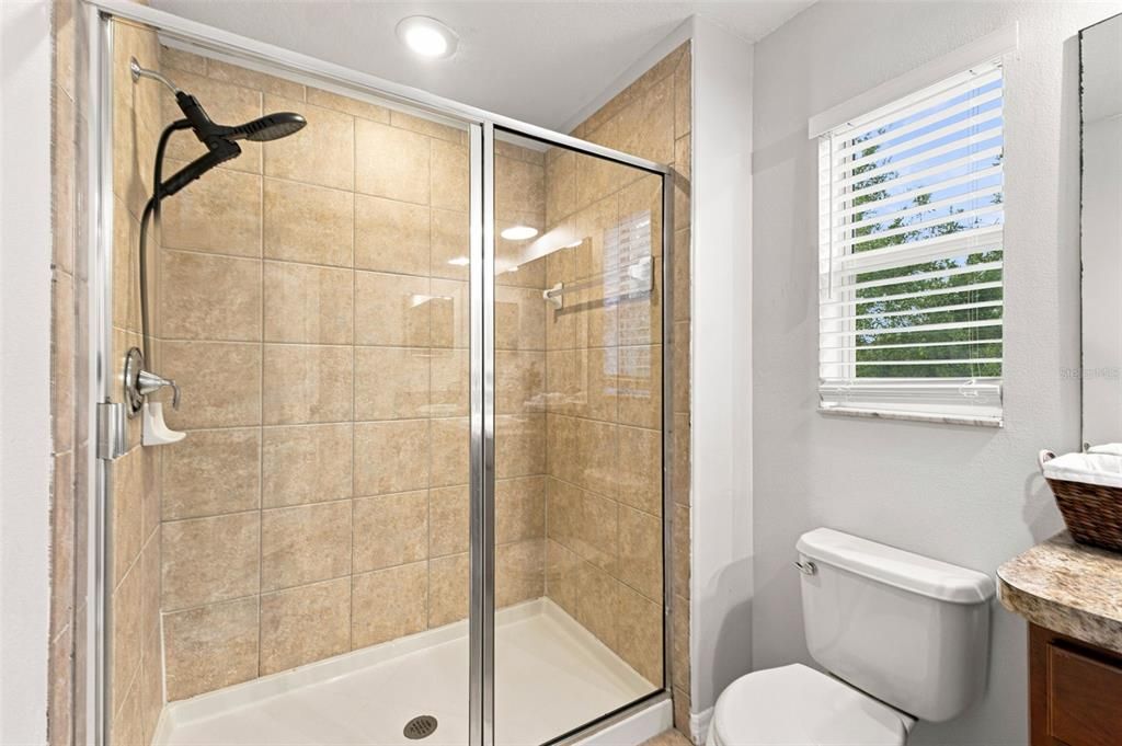 В аренду: $2,300 (2 спален, 2 ванн, 1548 Квадратных фут)