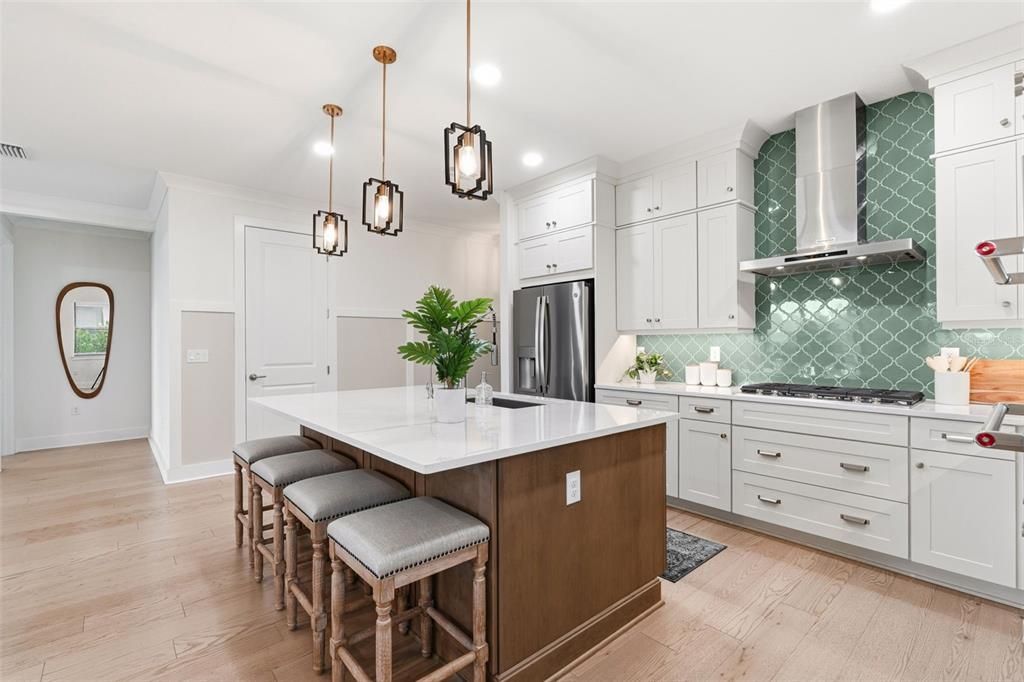 En Venta: $574,900 (3 camas, 2 baños, 1918 Pies cuadrados)