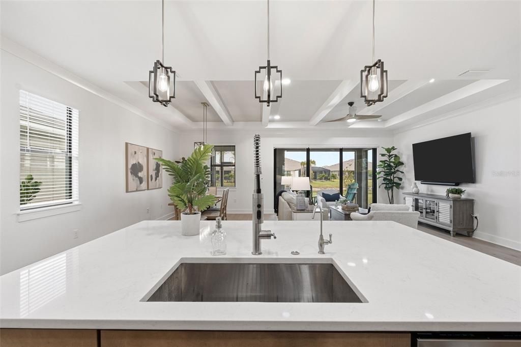 En Venta: $574,900 (3 camas, 2 baños, 1918 Pies cuadrados)