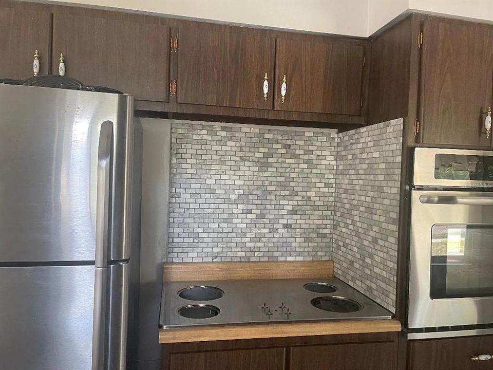 For Rent: $1,750 (3 beds, 1 baths, 1269 Square Feet)