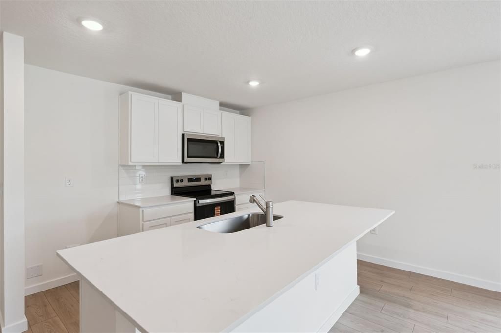For Sale: $343,990 (4 beds, 2 baths, 1560 Square Feet)