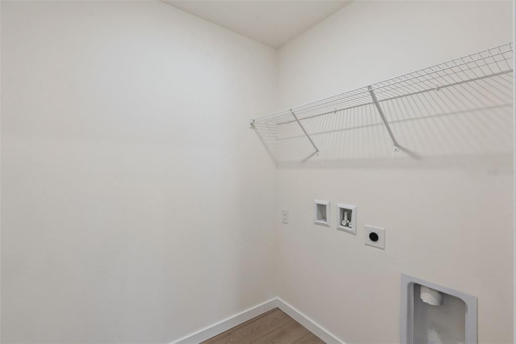For Sale: $343,990 (4 beds, 2 baths, 1560 Square Feet)