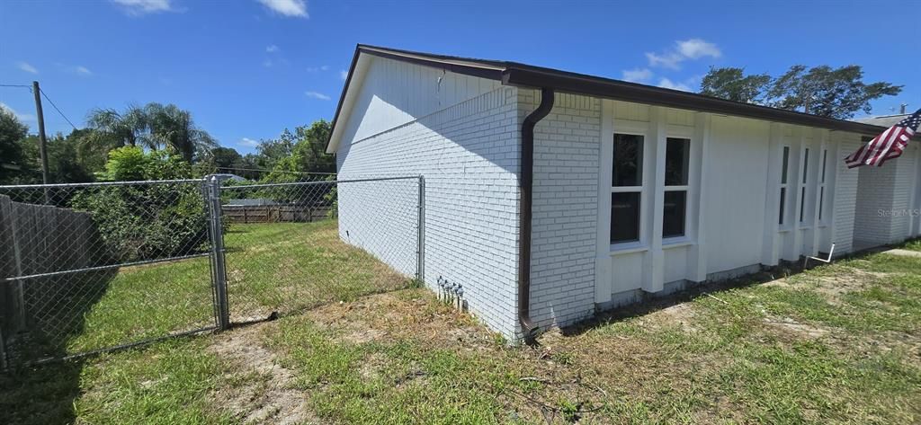 На продажу: $449,900 (3 спален, 3 ванн, 1946 Квадратных фут)