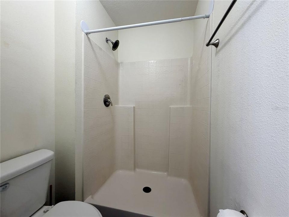 For Sale: $259,900 (3 beds, 2 baths, 1592 Square Feet)
