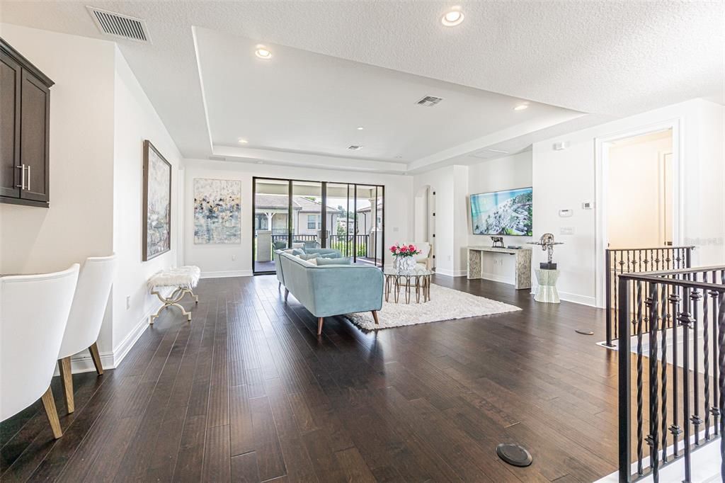 En Venta: $1,470,000 (5 camas, 5 baños, 4388 Pies cuadrados)