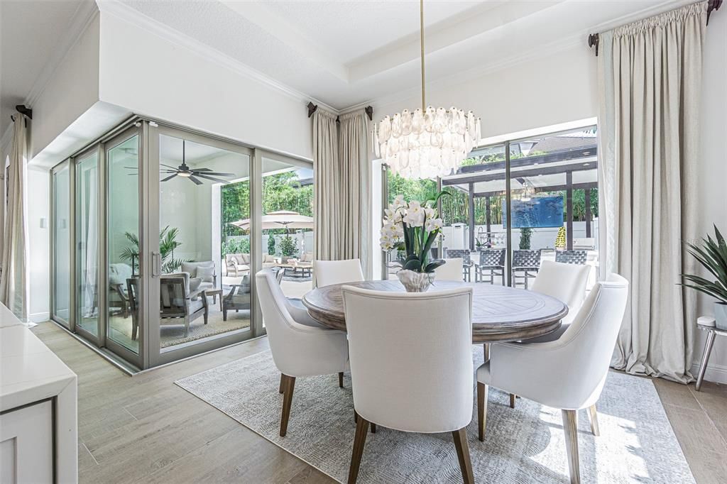 En Venta: $1,470,000 (5 camas, 5 baños, 4388 Pies cuadrados)