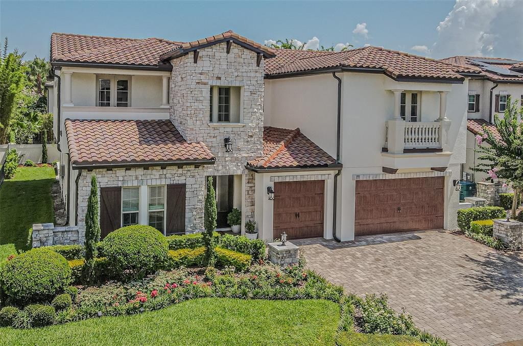 En Venta: $1,470,000 (5 camas, 5 baños, 4388 Pies cuadrados)