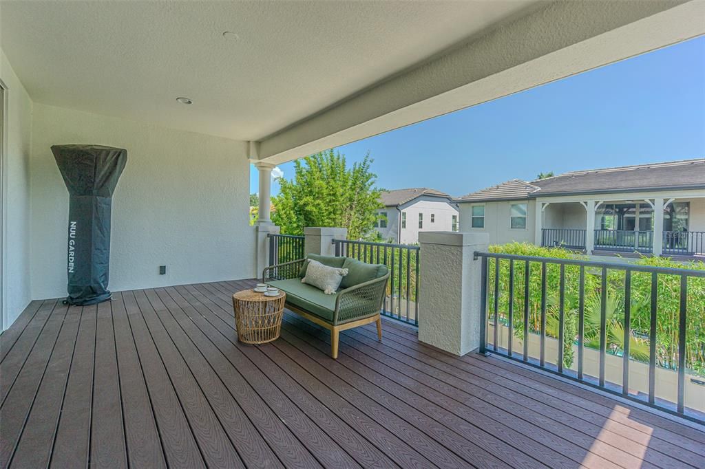 En Venta: $1,470,000 (5 camas, 5 baños, 4388 Pies cuadrados)