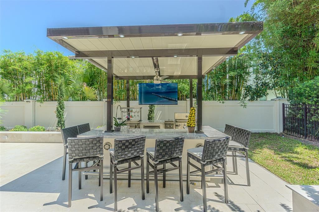 En Venta: $1,470,000 (5 camas, 5 baños, 4388 Pies cuadrados)