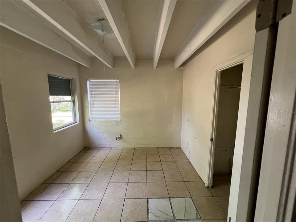 En Renta: $750 (2 camas, 1 baños, 750 Pies cuadrados)