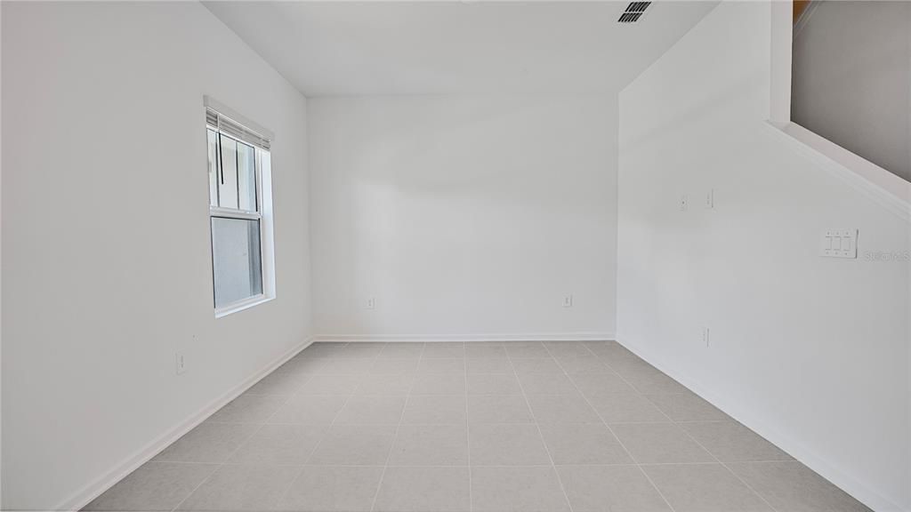 En Renta: $2,400 (3 camas, 2 baños, 1615 Pies cuadrados)