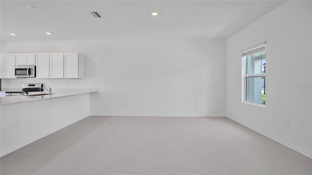 En Renta: $2,400 (3 camas, 2 baños, 1615 Pies cuadrados)
