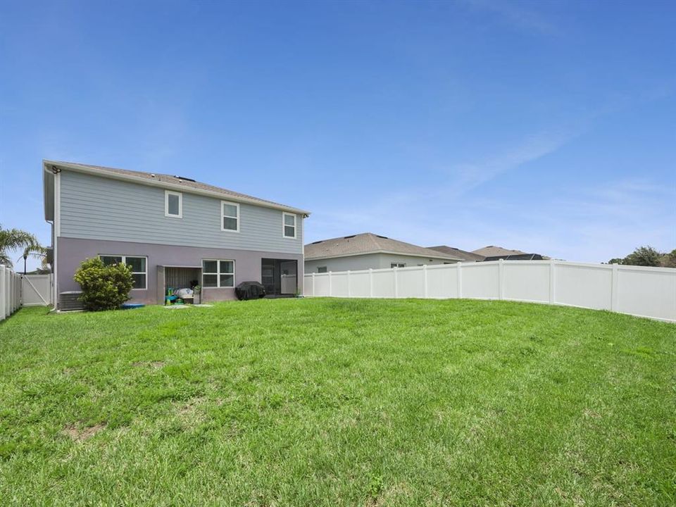 For Sale: $519,000 (5 beds, 4 baths, 2978 Square Feet)