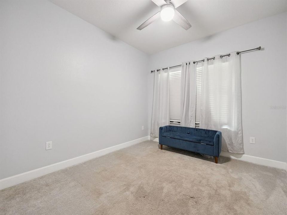 For Sale: $519,000 (5 beds, 4 baths, 2978 Square Feet)