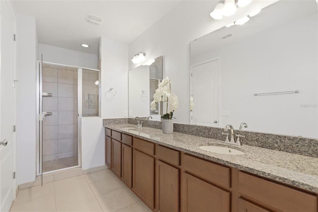 For Sale: $419,000 (3 beds, 2 baths, 1725 Square Feet)