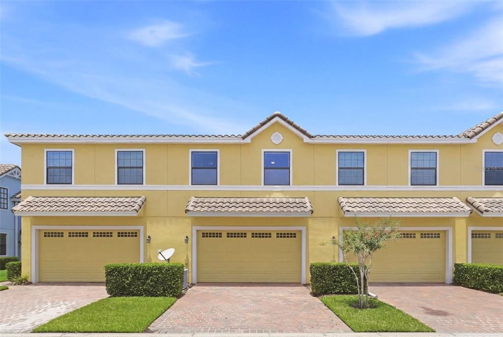 For Sale: $419,000 (3 beds, 2 baths, 1725 Square Feet)