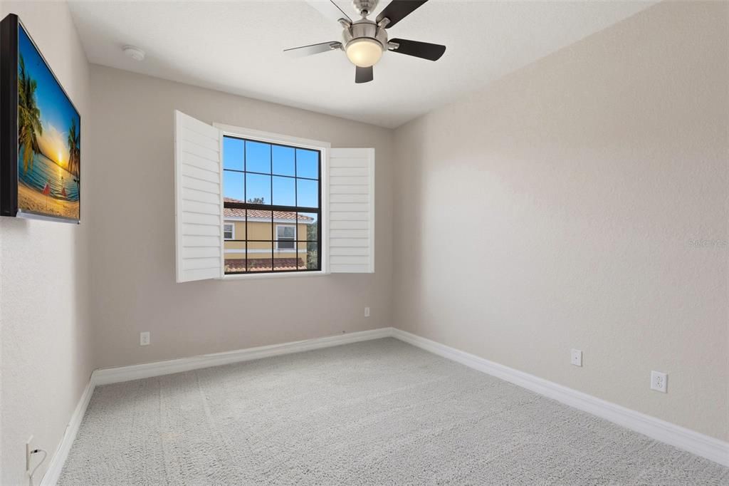 For Sale: $419,000 (3 beds, 2 baths, 1725 Square Feet)