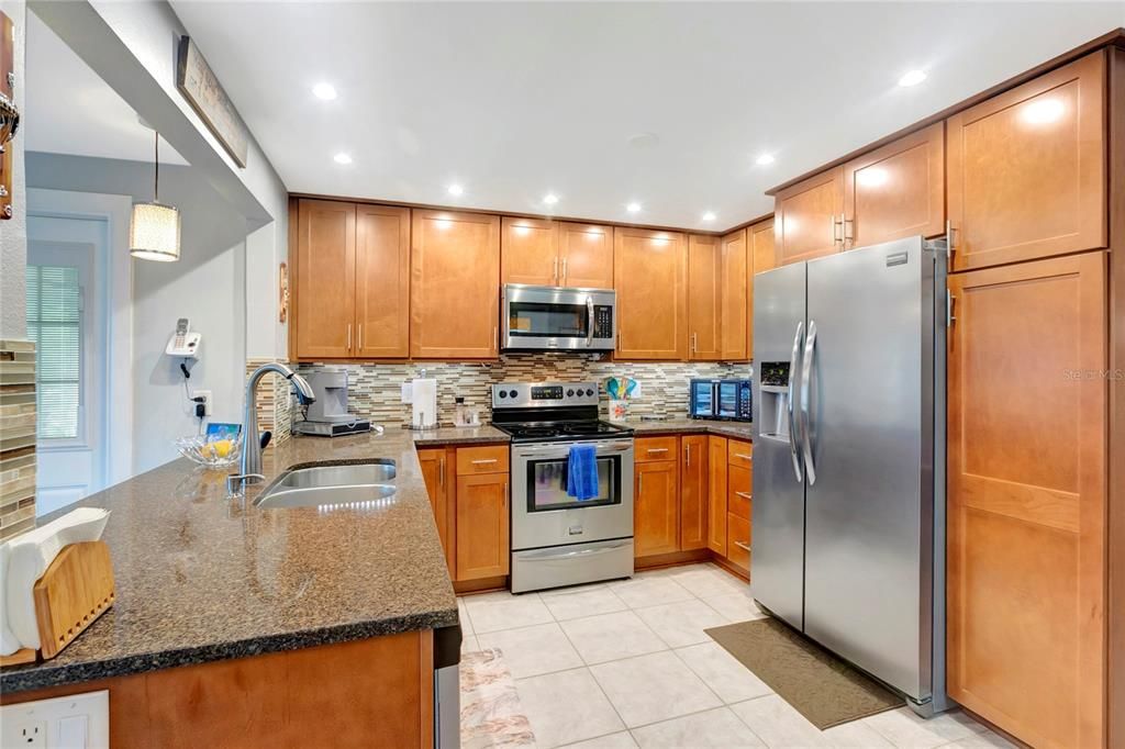 На продажу: $365,000 (3 спален, 2 ванн, 1401 Квадратных фут)