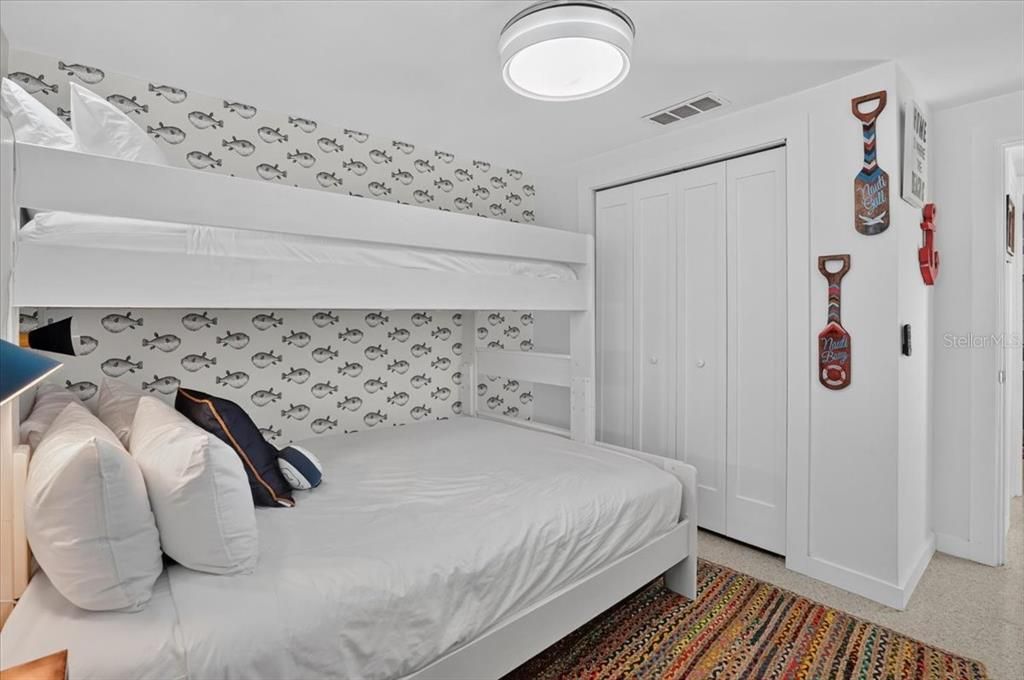 For Sale: $1,995,000 (4 beds, 0 baths, 2284 Square Feet)