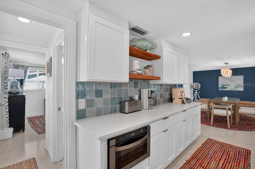 For Sale: $1,995,000 (4 beds, 0 baths, 2284 Square Feet)