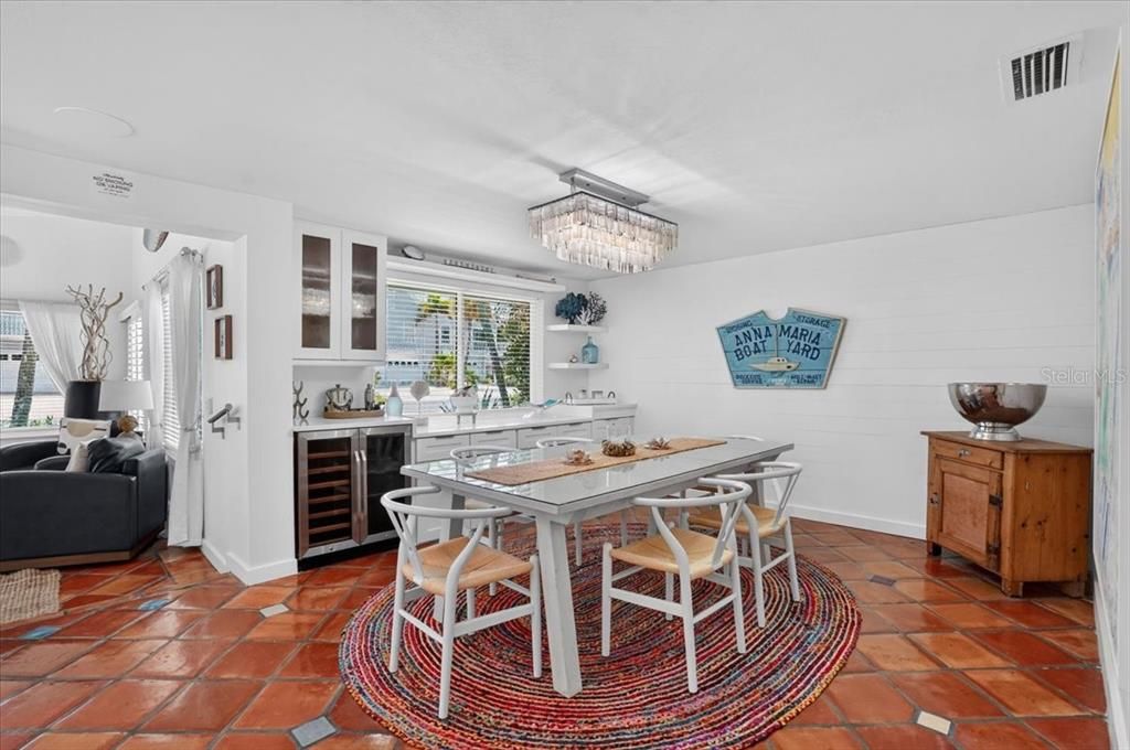 For Sale: $1,995,000 (4 beds, 0 baths, 2284 Square Feet)