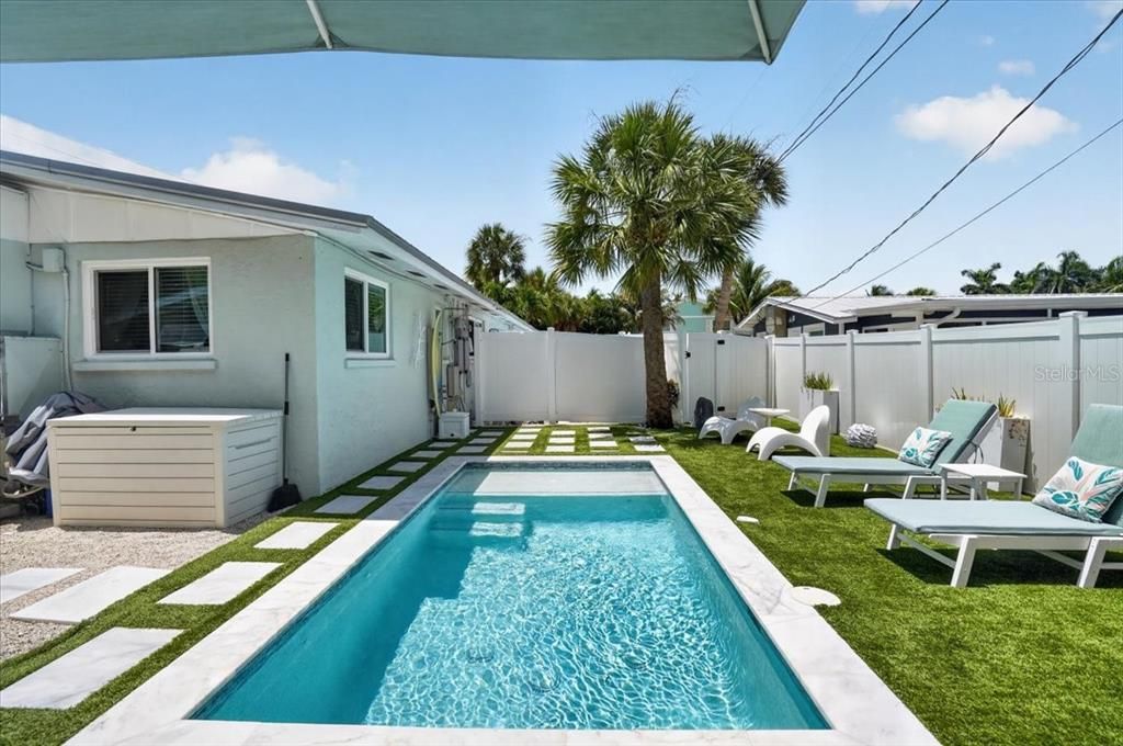 For Sale: $1,995,000 (4 beds, 0 baths, 2284 Square Feet)