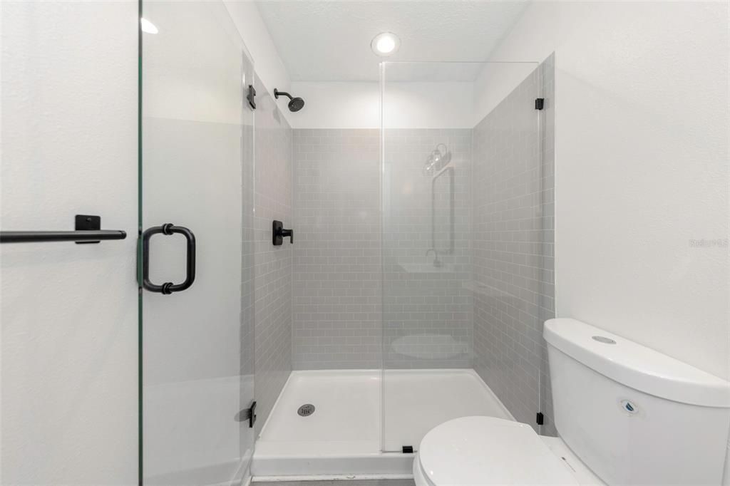 В аренду: $2,300 (3 спален, 2 ванн, 1401 Квадратных фут)