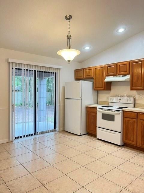 For Rent: $1,850 (3 beds, 2 baths, 1218 Square Feet)