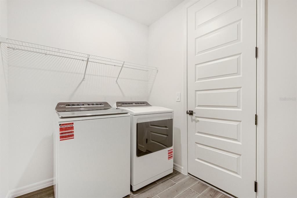 For Sale: $465,000 (4 beds, 3 baths, 2793 Square Feet)
