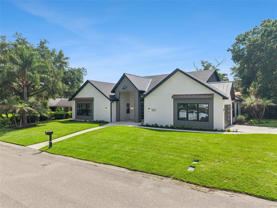 En Venta: $1,249,000 (6 camas, 4 baños, 3536 Pies cuadrados)