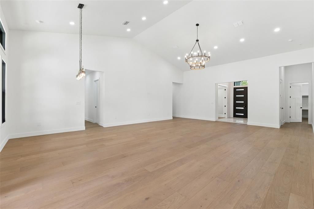 En Venta: $1,249,000 (6 camas, 4 baños, 3536 Pies cuadrados)